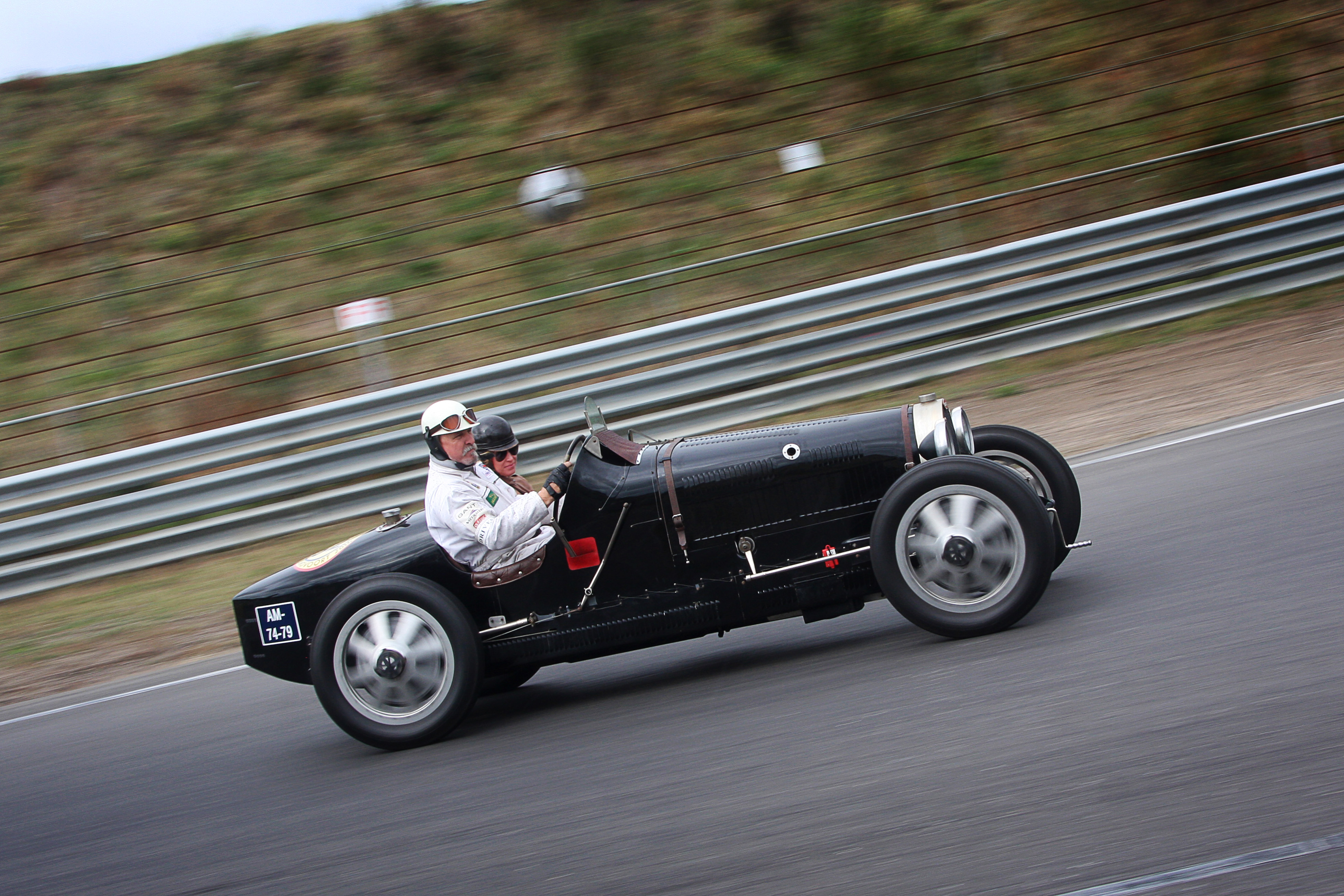 LET’S HIT THE TRACK AGAIN! | CRANKHANDLEBLOG